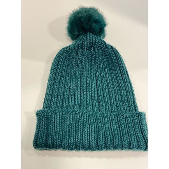 Green Beanie Hat Real Fur Pompon Knit One Size Adult - Picture 1 of 7